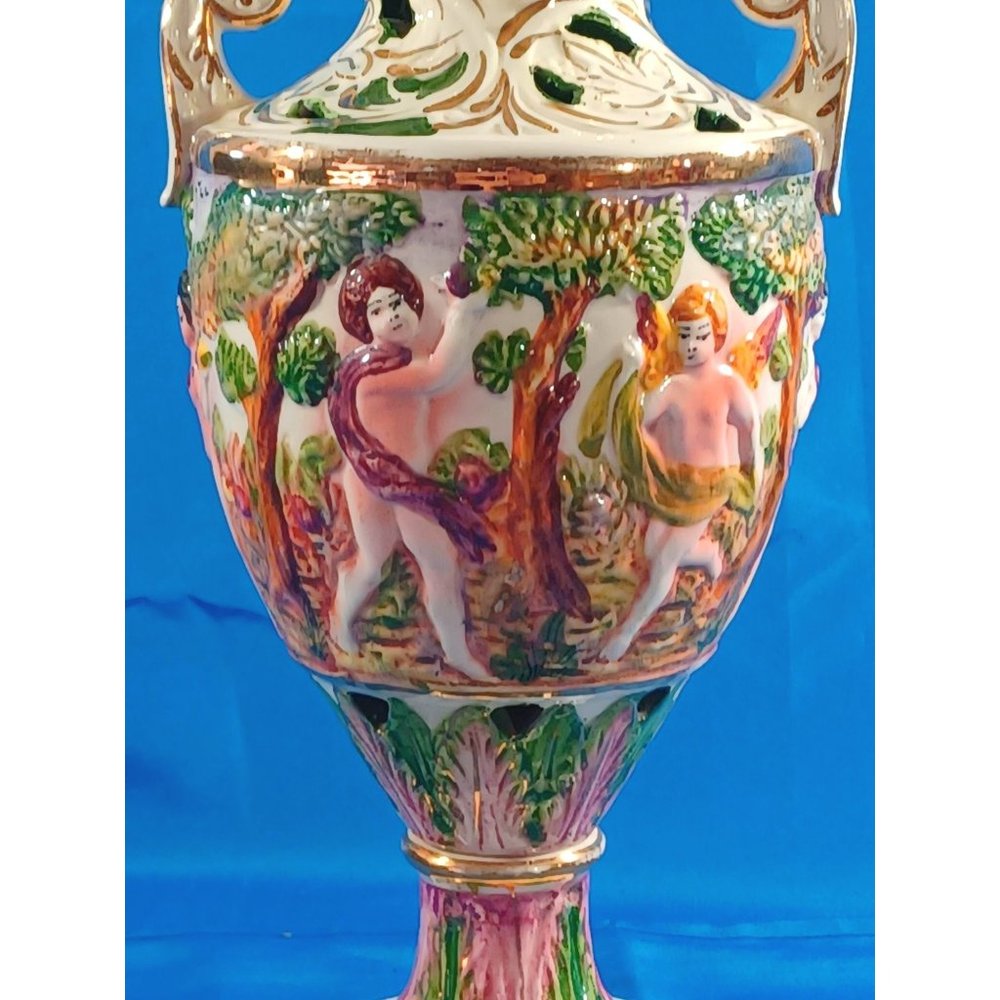 Vintage Capodimonte Amphora Vase Gilt Putti  Cherub Angels Garden of Eden Lamp - Picture 3 of 10